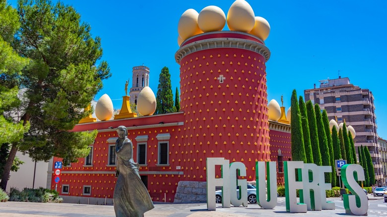 Dalí Theatre and Museum, Figueres