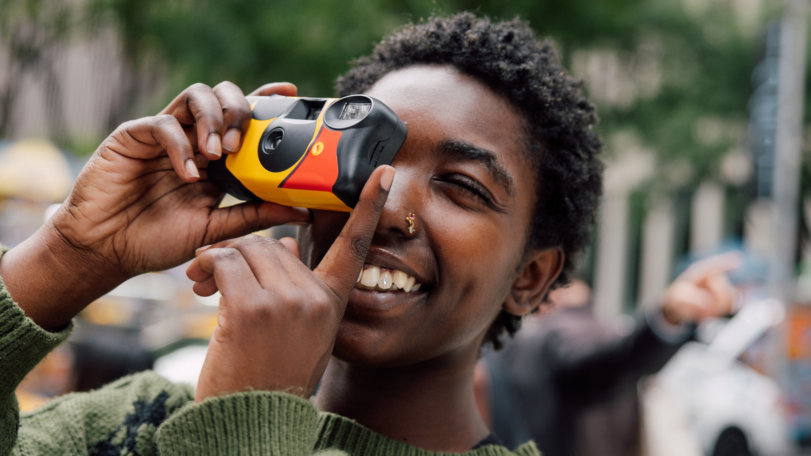Does Disposable Cameras Travel Through Airport Security Safely?