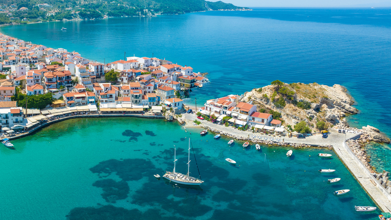 The Unexpected Way Tourists Can Get To Greece's Stunning Islands