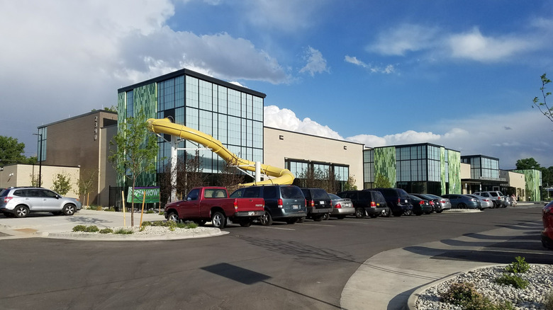 Outside of the Moorhead Recreation Center in Aurora, Colorado, on a sunny day