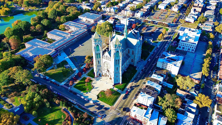 Basiclica of the Sacred Heart, Newark