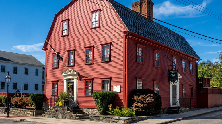 Exterior of White Horse Tavern in Newport, Rhode Island
