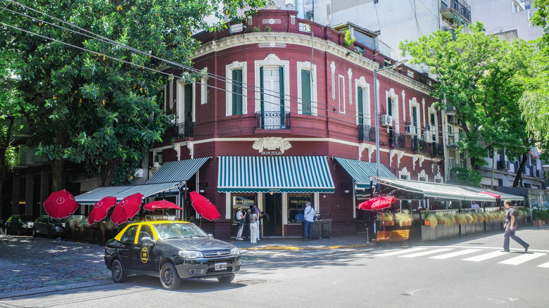 Exterior of Parrilla Don Julio