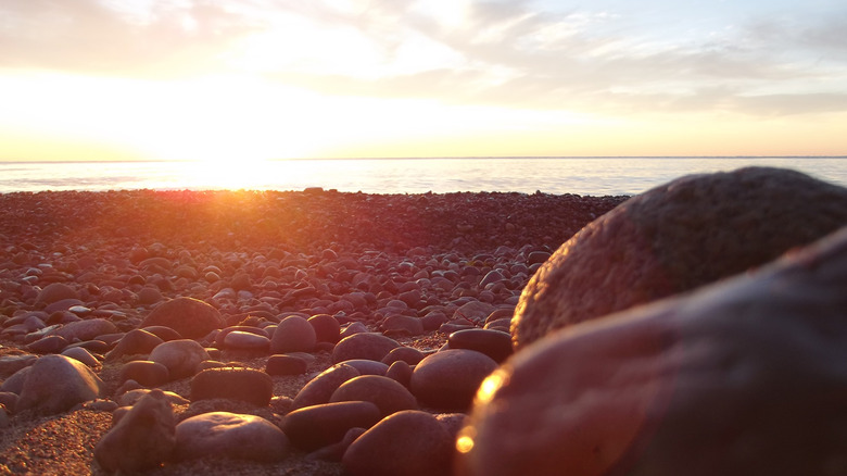 A beautiful sunrise at Lakeport State Park