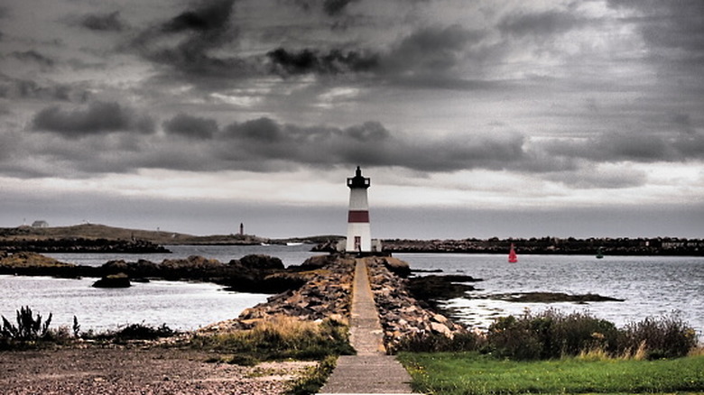 Saint-Pierre Lighthouse in Pointe aux Canons.