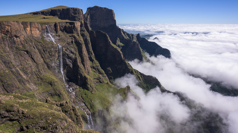 Clouds around Tugela Falls
