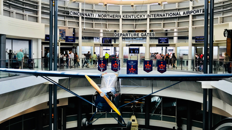 View of departure gates at Cincinnati/Northern Kentucky International Airport