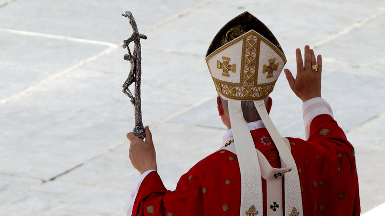 Pope Leo in St. Peter's Square