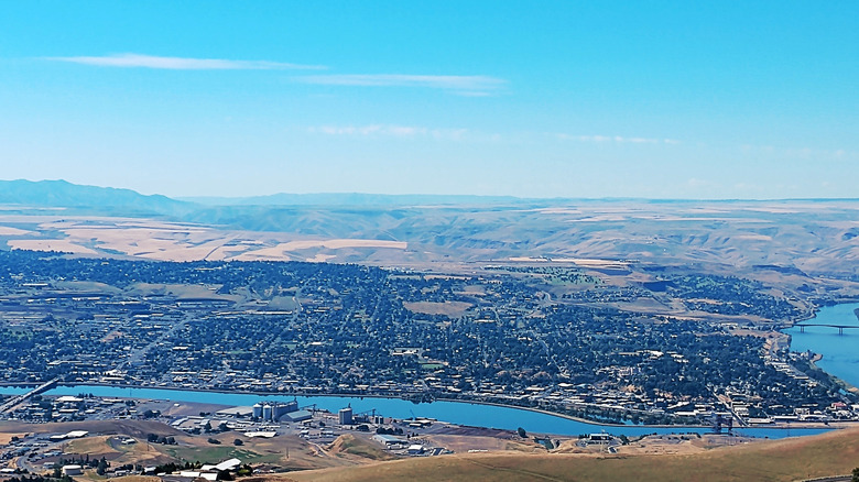 Open skies hover over foothills and downtown of Lewiston, Idaho