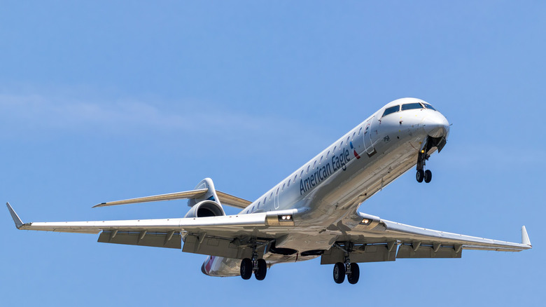 PSA operated American Eagle flight landing