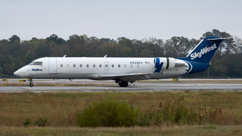SkyWest aircraft on tarmac