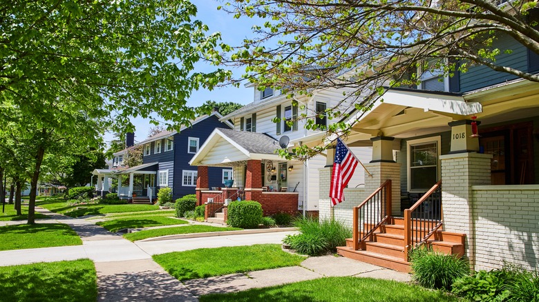 Bungalow homes along sunny suburban street