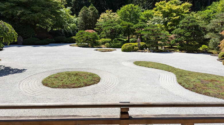 Portland Japanese Garden's karesansui