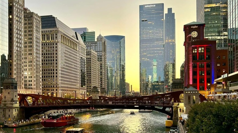 Chicago architecture boat tour