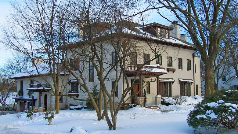 A large house in Hinsdale, Illinois
