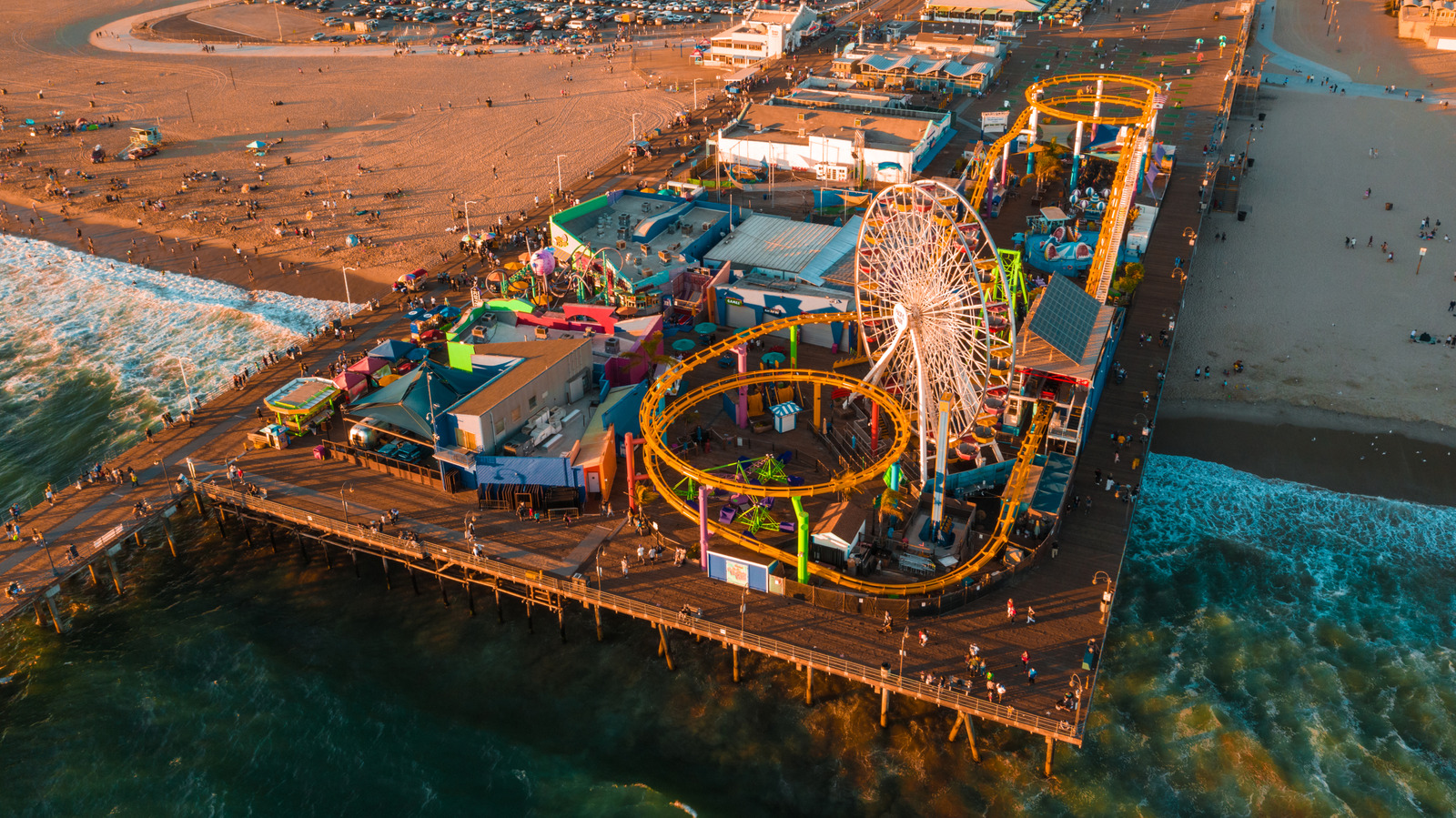 These Are The West Coast's 9 Hands-Down Best Boardwalks And Piers For Ocean Views And Seaside Fun