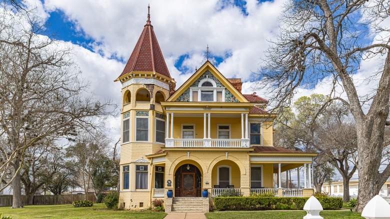 An old but carefully preserved Victorian home in Lockhart, Texas