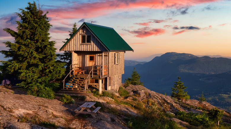 View of Tin Hat Cabin on top of a mountain along Canada's Sunshine Coast Trail