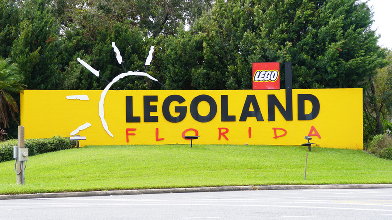 LEGOLand Florida sign