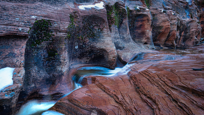 Rock formations in Keyhole Canyon, Utah