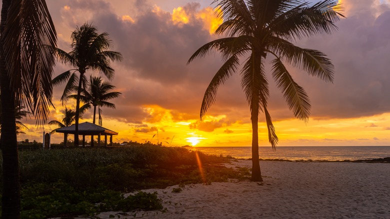 Marathon sunset by water