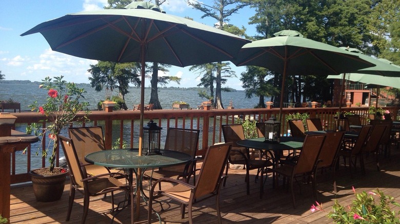 Outdoor dining patio at The Fishhouse
