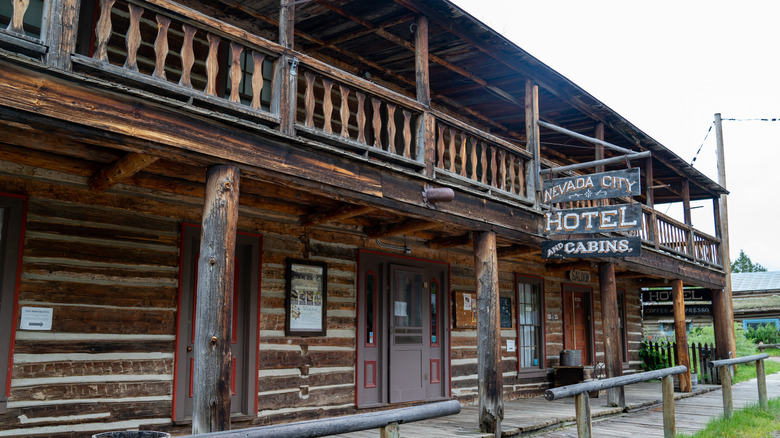 The exterior of Nevada City Hotel and Cabins