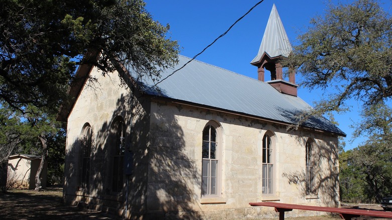Polly's Chapel