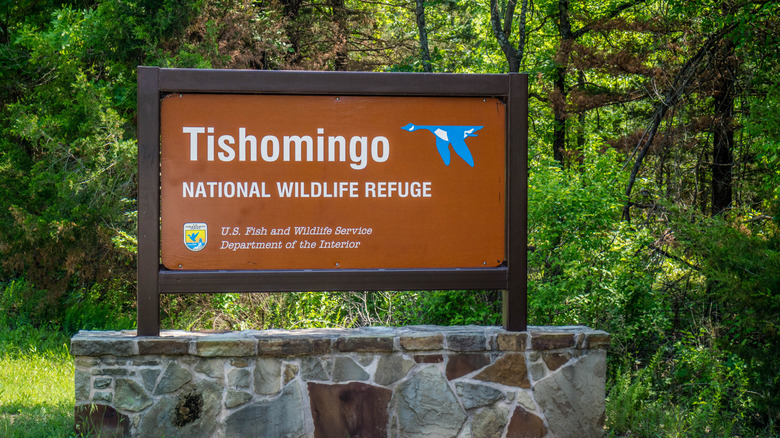Signage for Tishomingo National Wildlife Refuge