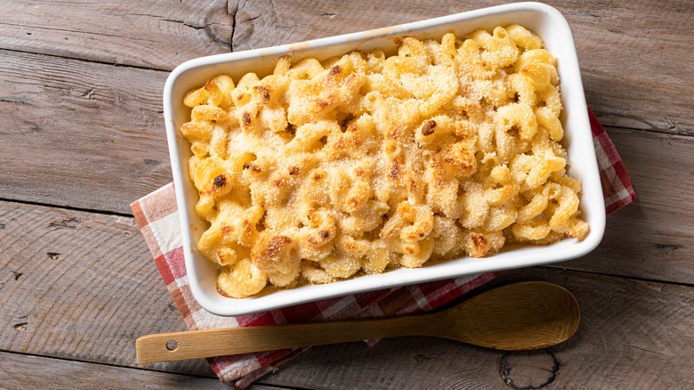 Traditional mac and cheese on wood table