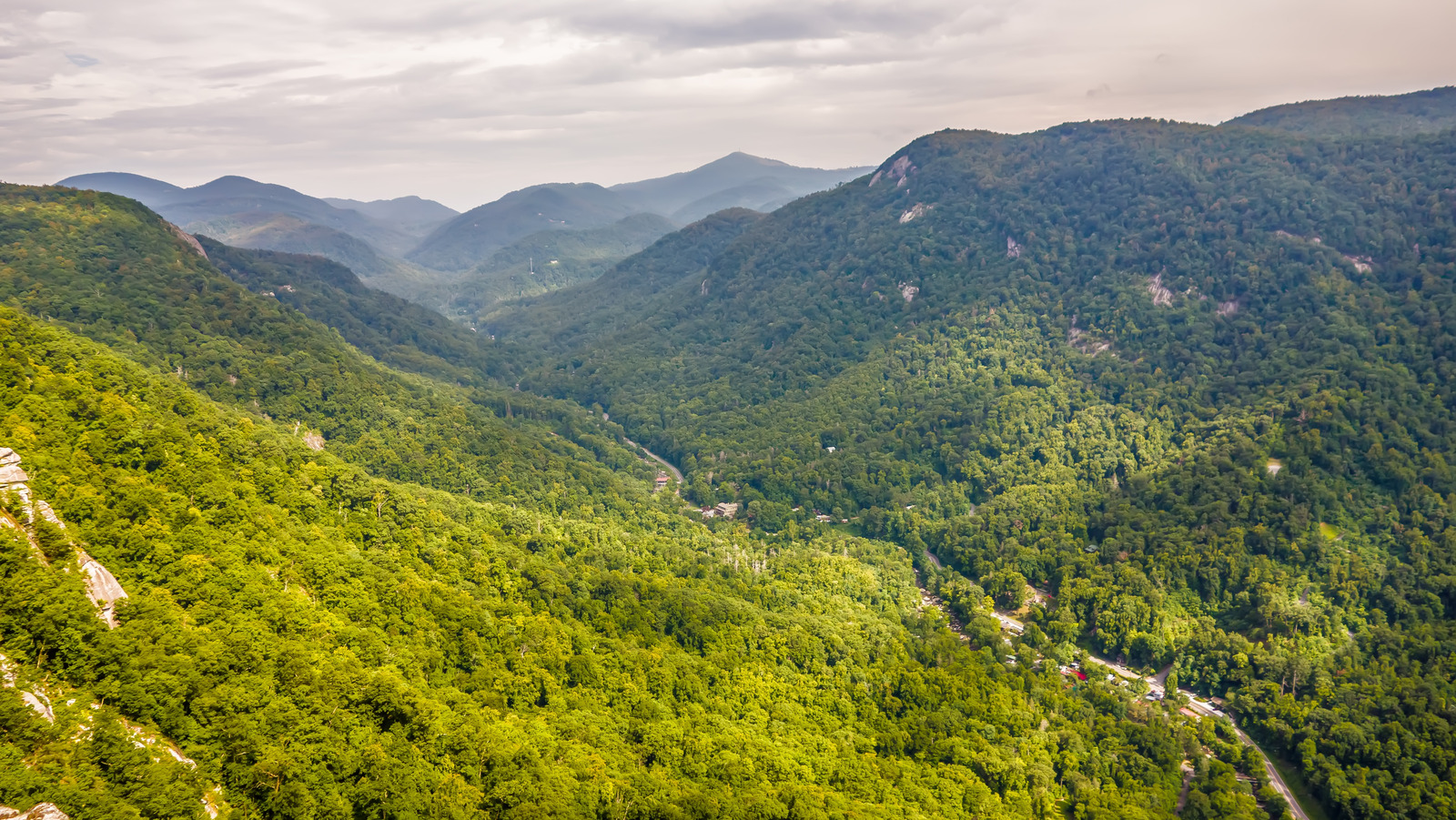 This Awe-Inspiring Blue Ridge Mountains Scenic Byway Passes Through A ...