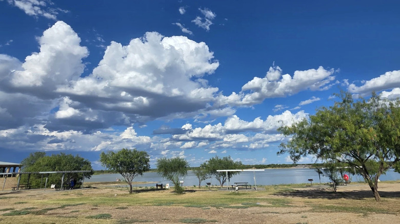 expansive lake views from Lake Casa Blanca International State Park, Texas