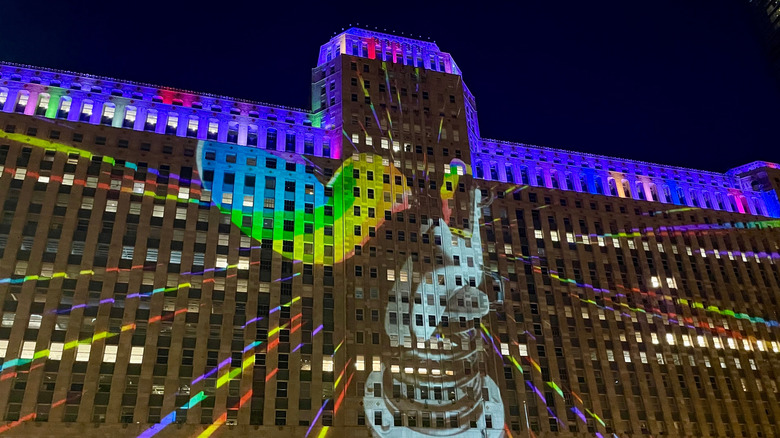 Exterior of Art on the Mart at Merchandise Mart