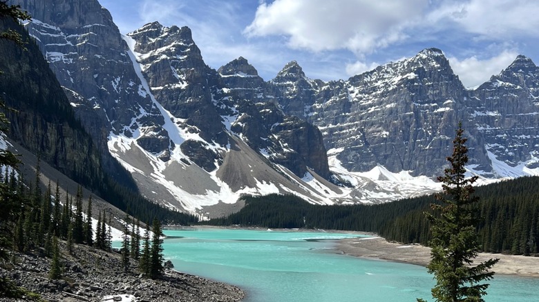 Turquoise-colored Moraine Lake in Banff National Park in Alberta, Canada