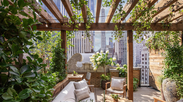 Garden suite room at 1 Hotel Central Park