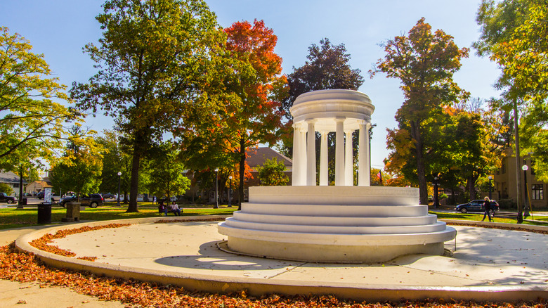 Brooks Fountain in Marshall, Michigan with trees in autumn.