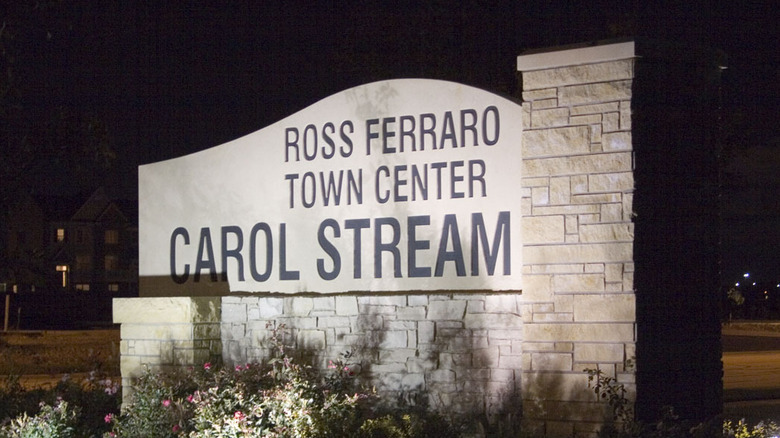 Carol Stream Town Center