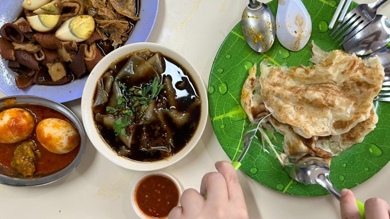 Singapore's UNESCO-approved multiethnic street food culture
