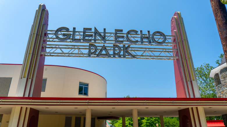 Sign for Glen Echo Park in Maryland