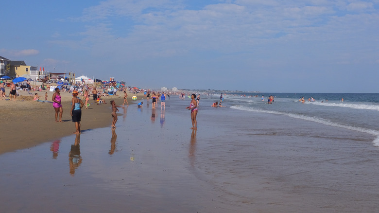 people at Misquamicut State Beach