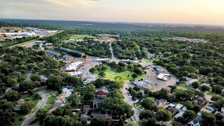 Blue Bonnet Circle Park in Bluebonnet Hills, TX