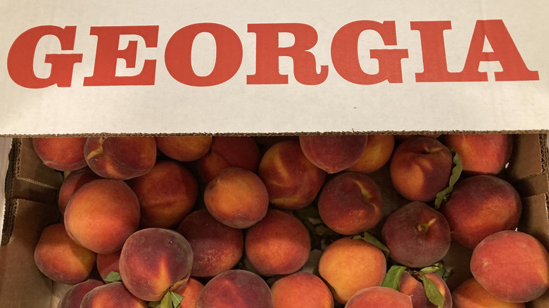 A box of Georgia peaches