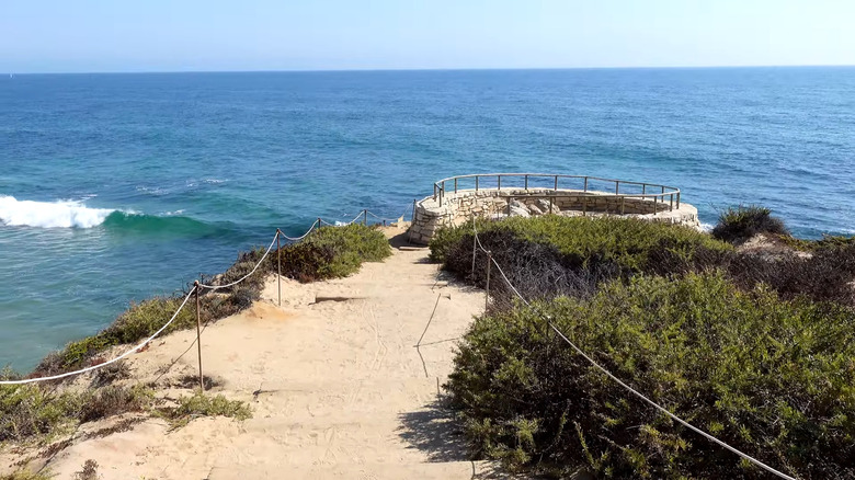 Stone overlook above Pacific Ocean