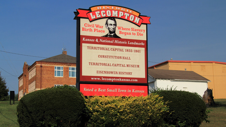 Lecompton Abraham Lincoln sign