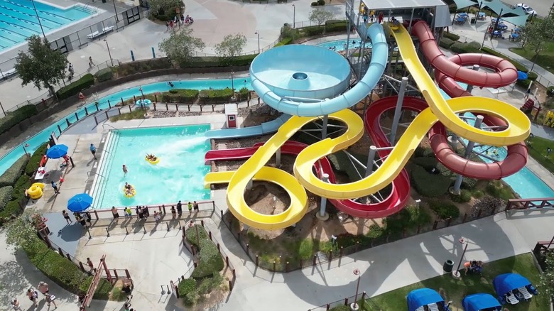Water slides emptying out into large pool