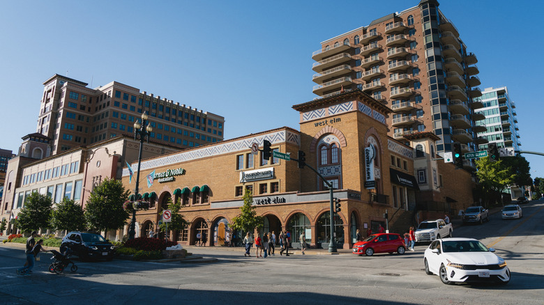 Barnes & Noble and West Elm on a pedestrian crossing in Kansas City's Country Club Plaza