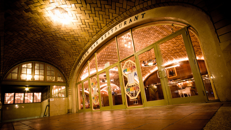 Entrance to the historic Oyster Bar restaurant, Grand Central, New York City