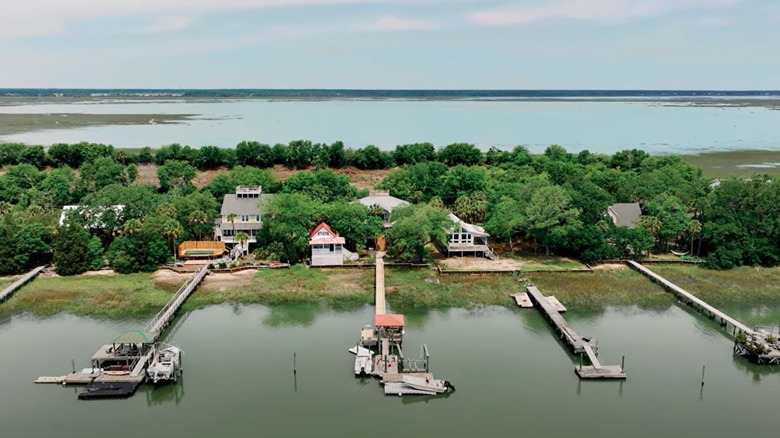 Group of homes overlooking on Goat Island
