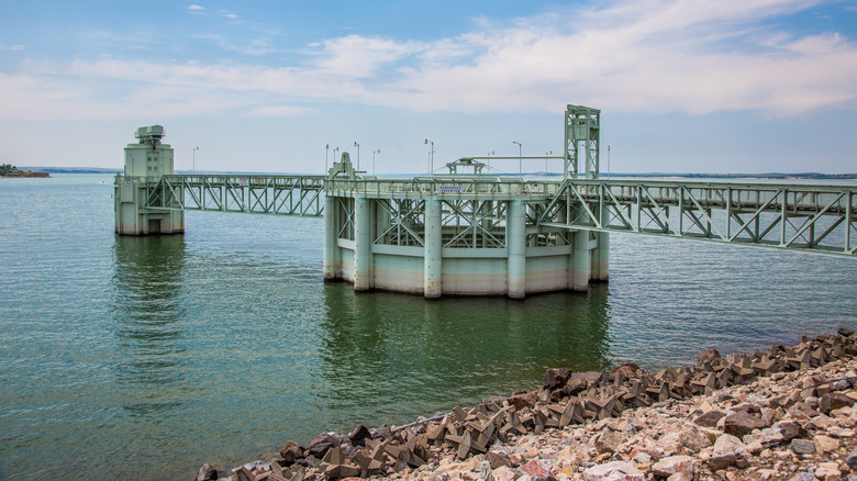 Boardwalk to the dam Lake McConaughy in Nebraska