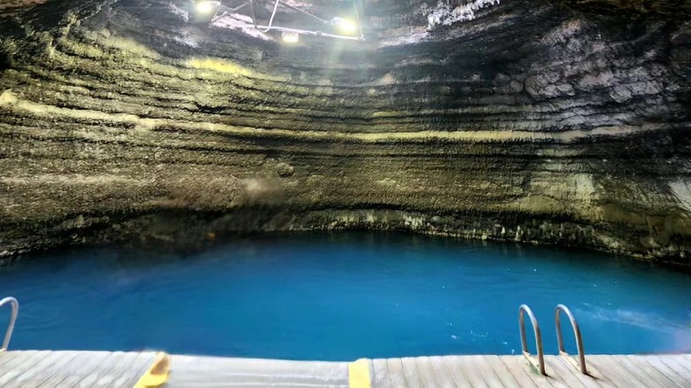 Homestead Crater hot springs